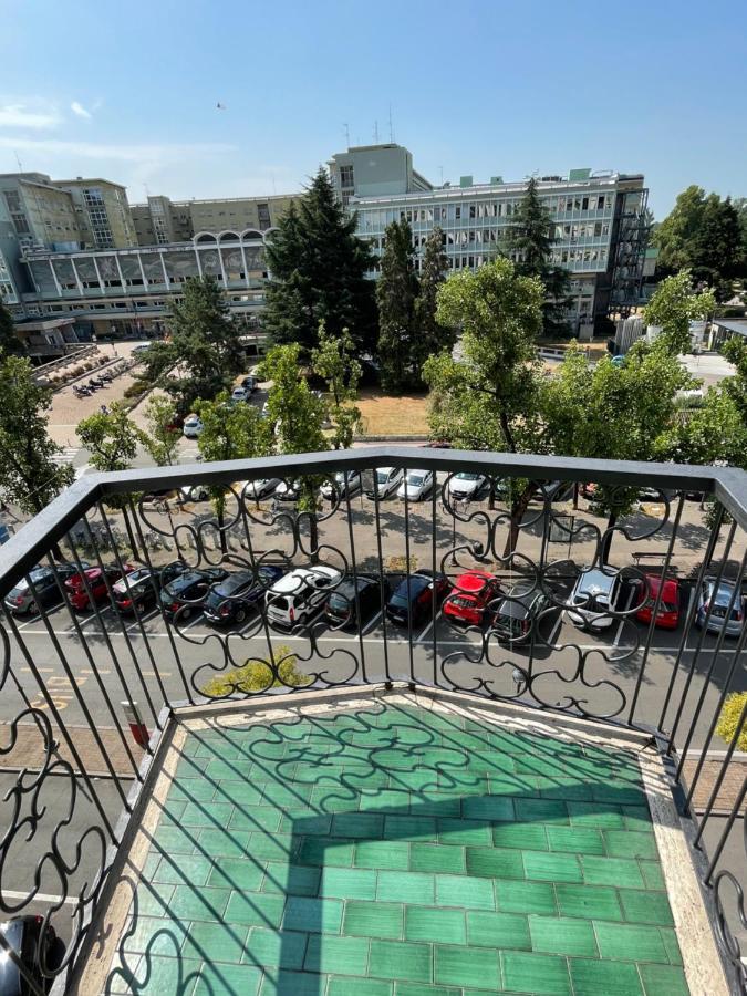 Bnb Il Bicciolano 2 - Bilocale Fronte Ospedale Vercelli Exterior photo